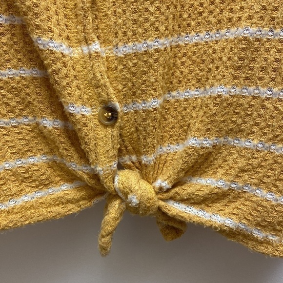 AMERICAN eagle crop top woman’s sexy plush long sleeve size XS top - Picture 7 of 9